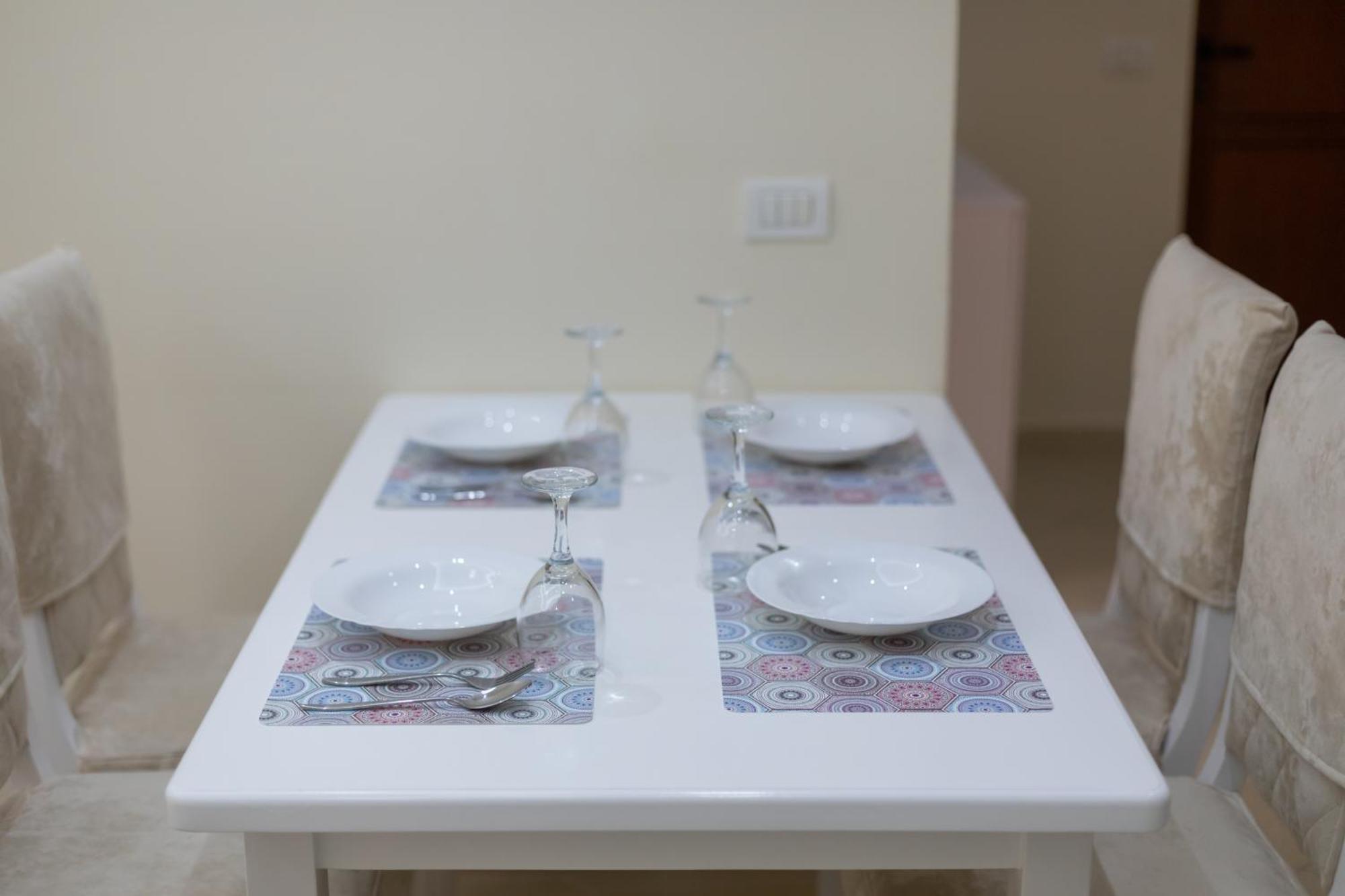 Vila Emi Apartment'S ドゥラス エクステリア 写真