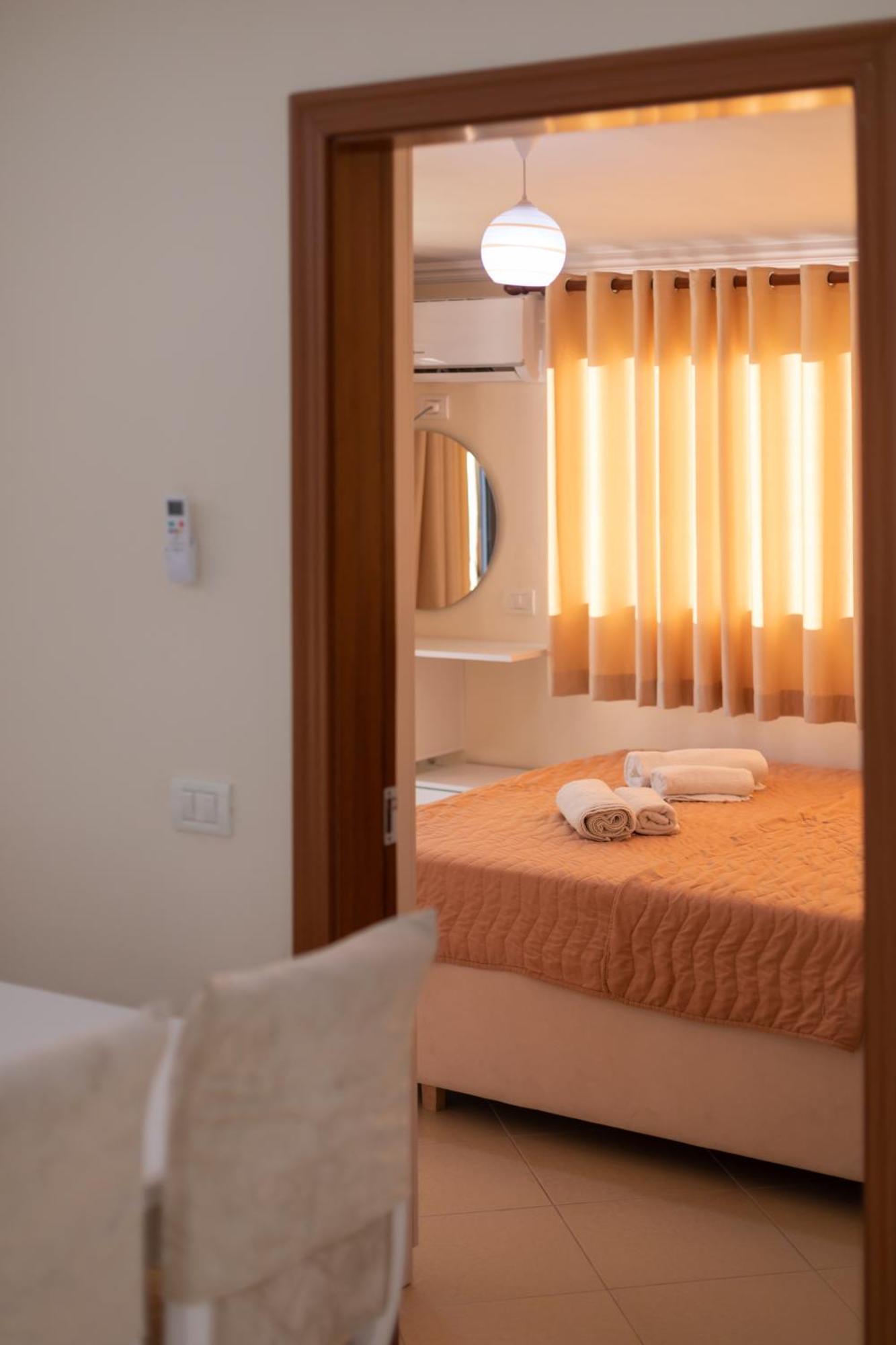 Vila Emi Apartment'S ドゥラス エクステリア 写真